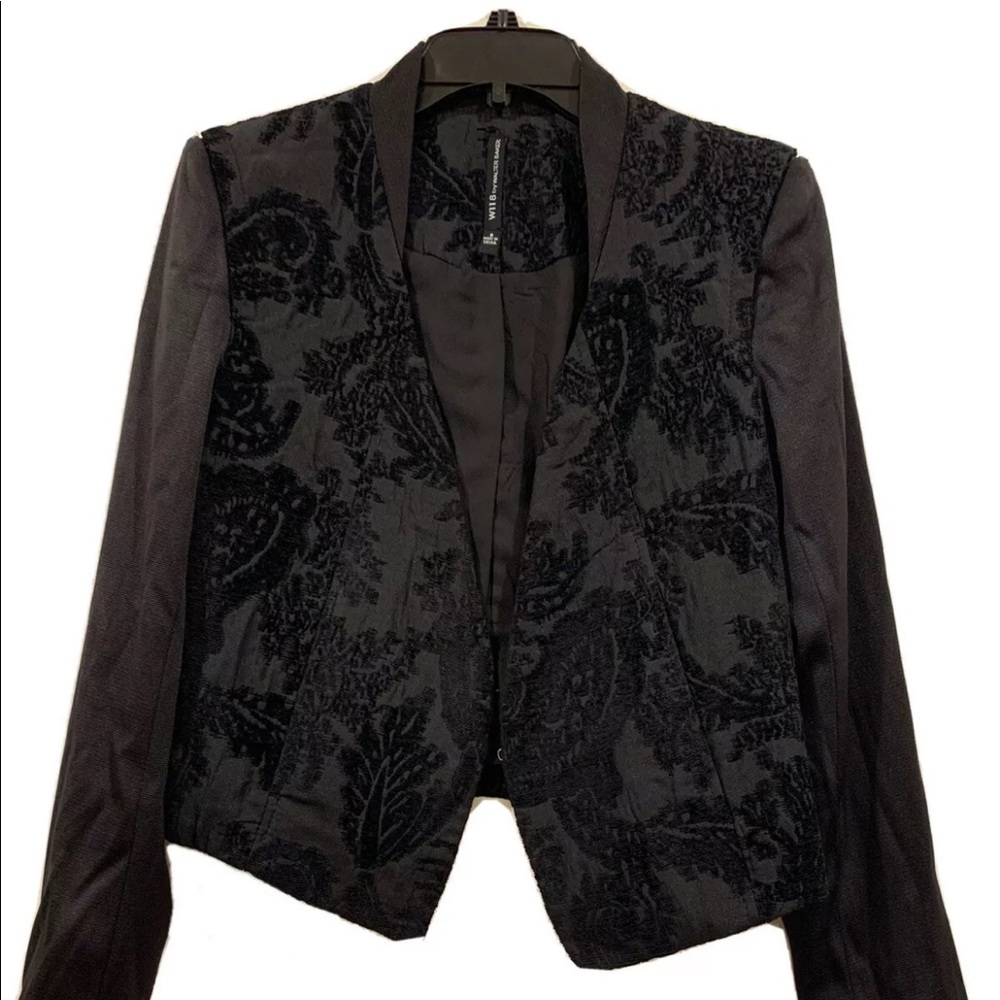 W118 by Walter Baker Women Black crop Jacket Size Small. Hook closure & pockets